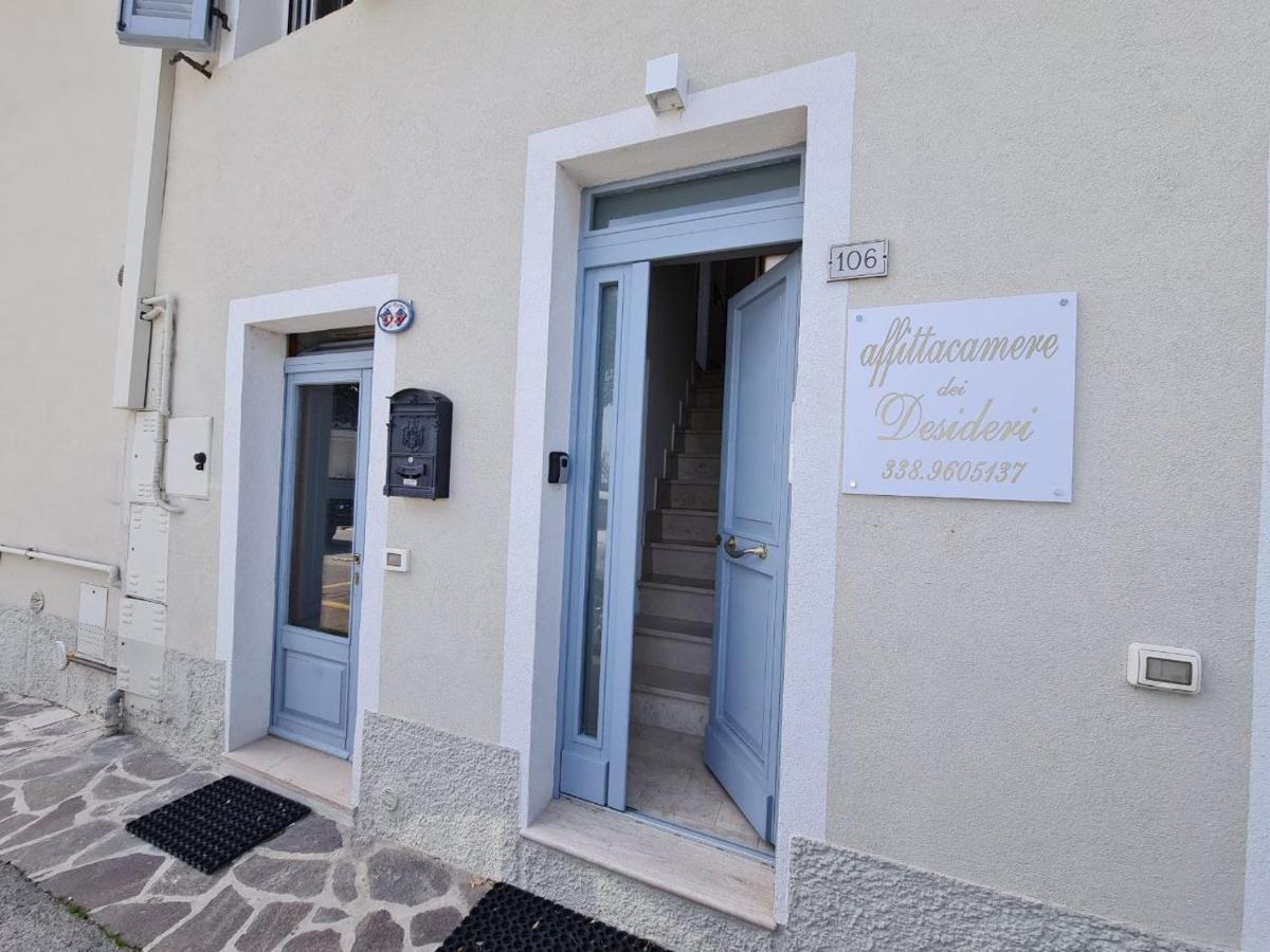 Affittacamere Dei Desideri Numana Exterior photo